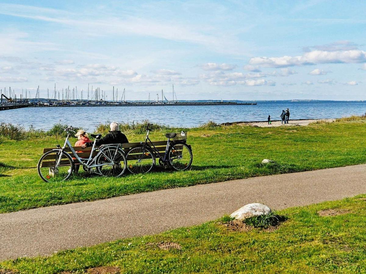 6 Person Holiday Home In Gelting Værelse billede