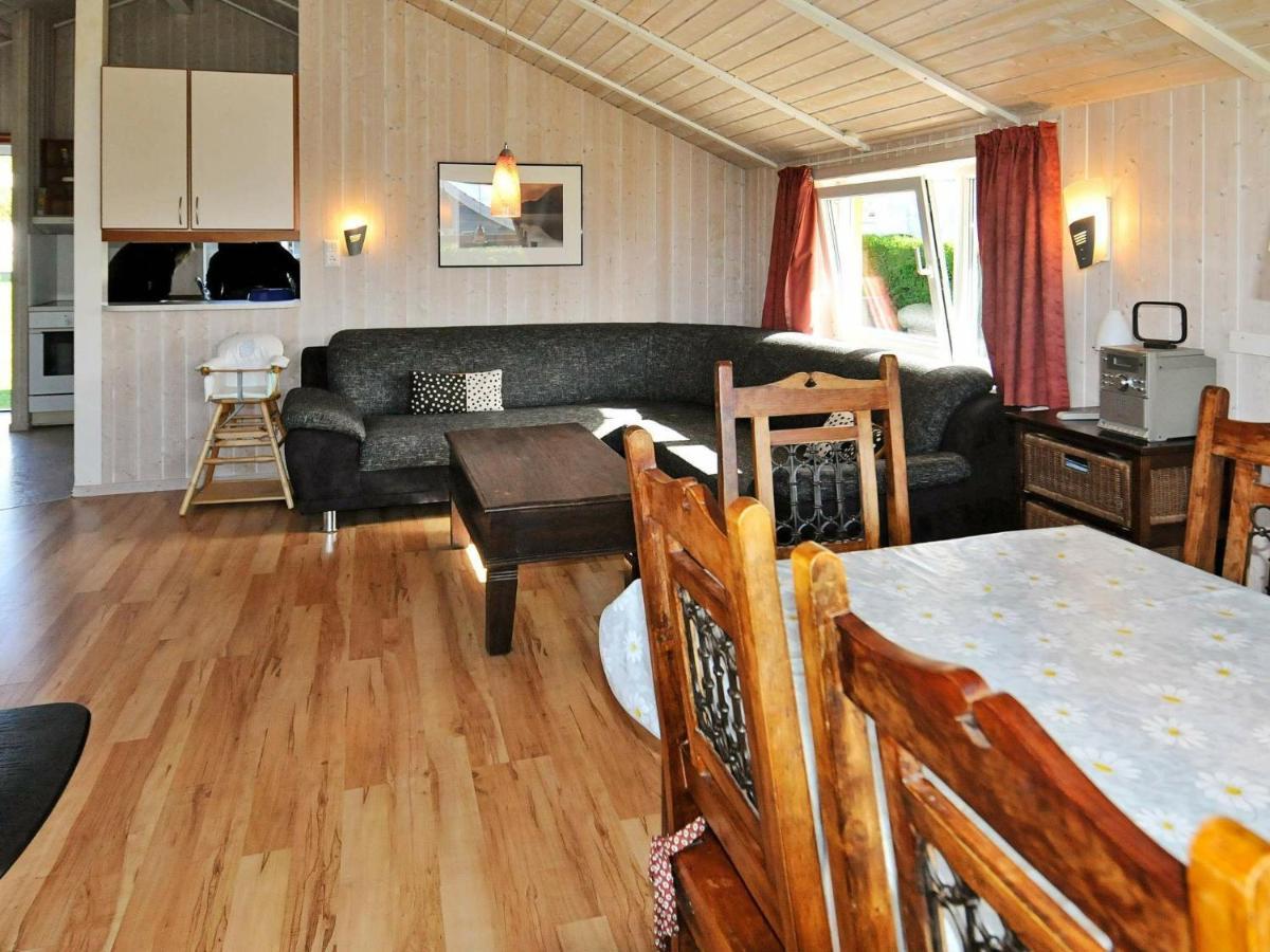 6 Person Holiday Home In Gelting Værelse billede